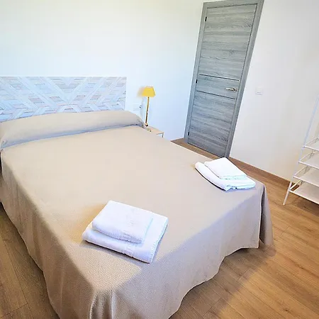 Galihost - Casa Manolos En * Villanueva De Arosa